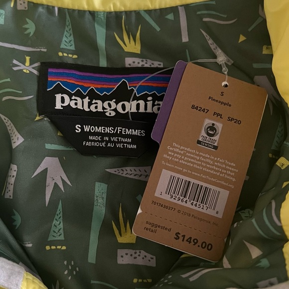 Patagonia Nano Puff Yellow Quilted Vest - Picture 3 of 5